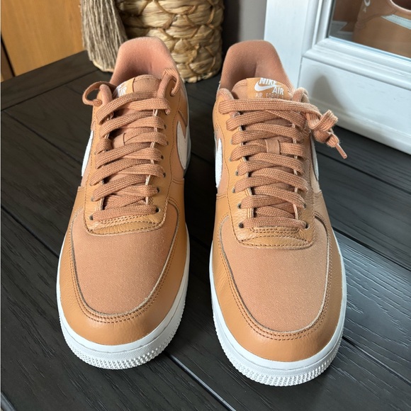 Air Force 1 ‘07 LX Nike Men’s 10 Women’s 11.5 Brand New! - Picture 2 of 11